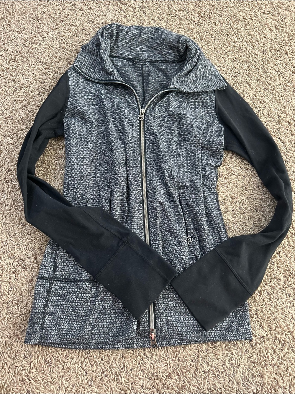 lululemon athletica Black and Heather Gray Full-Zip Hooded Jacket